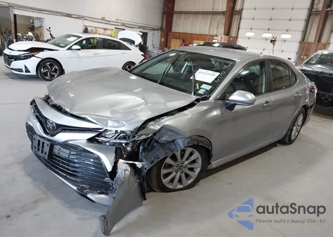 2020 Toyota Camry Le из США, поврежденный, VIN 4T1L11AK1LU920616